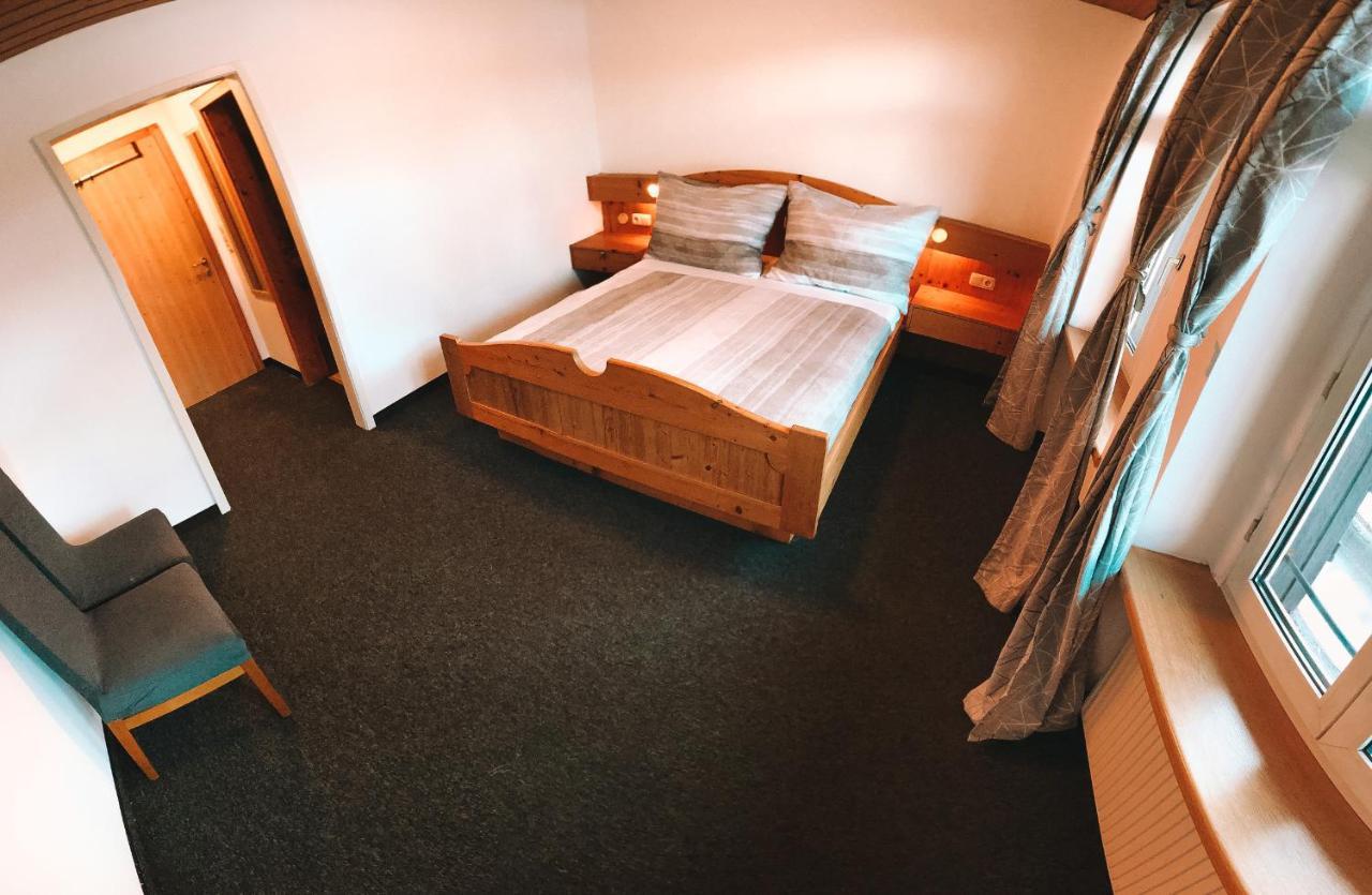 Green Naturel Motel Schruns Bagian luar foto